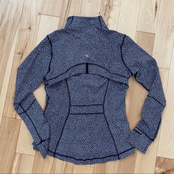 Lululemon Jacket - Picture 3 of 4